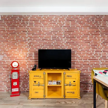 Sh El Teatro. Duplex Industrial En El Falla. Apartment