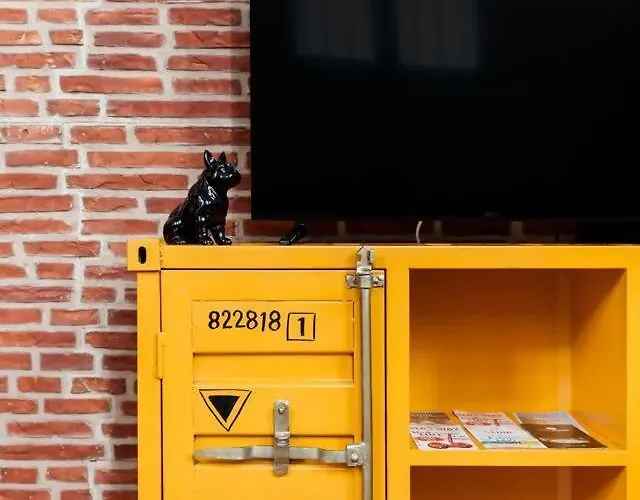 Appartement Sh El Teatro. Duplex Industrial En El Falla. Cadix