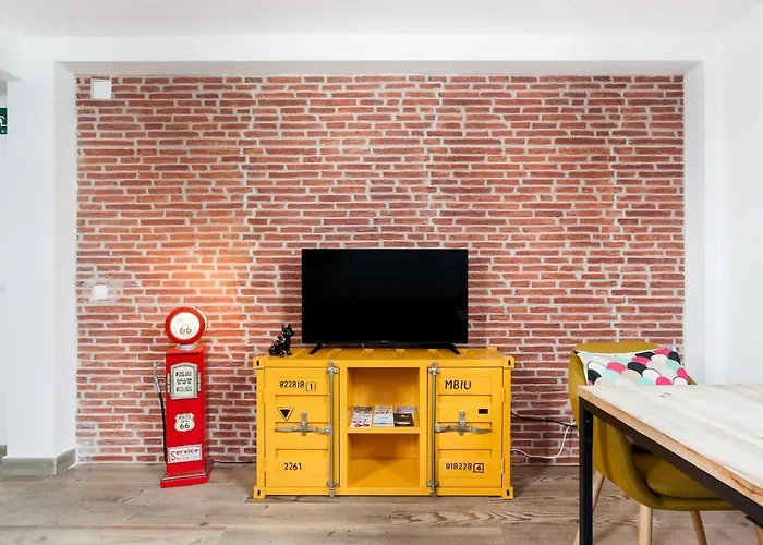 Sh El Teatro. Duplex Industrial En El Falla. Apartamento